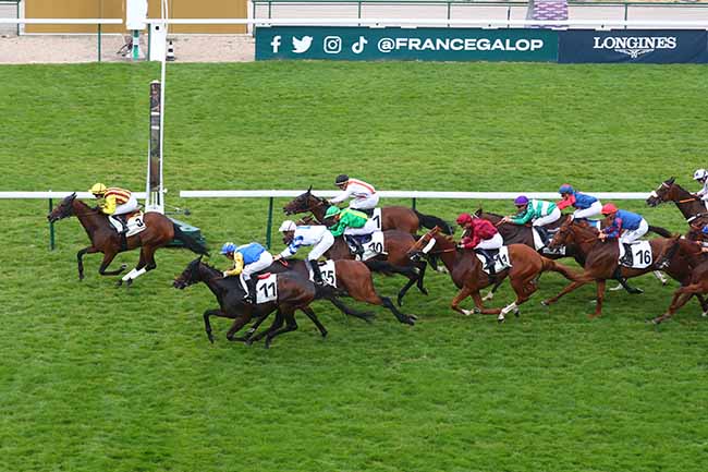 Photo d'arrivée de la course pmu PRIX DE L'ETANG DE BOULOGNE à LONGCHAMP le Dimanche 11 juin 2023