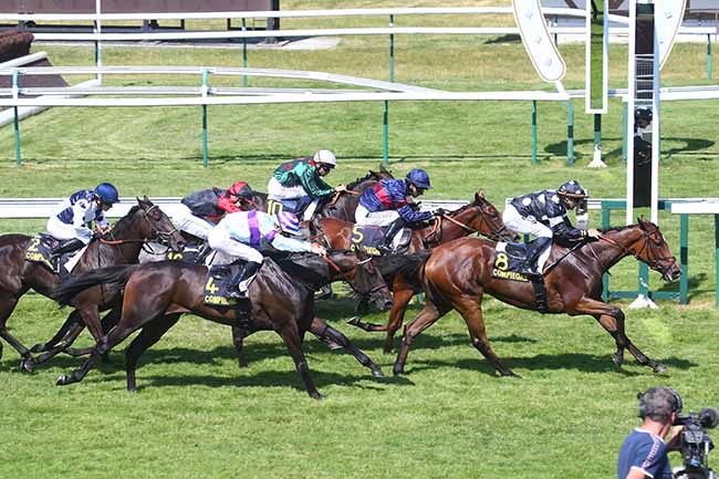 Photo d'arrivée de la course pmu PRIX DE LA FORET DE LAIGUE à COMPIEGNE le Mardi 13 juin 2023