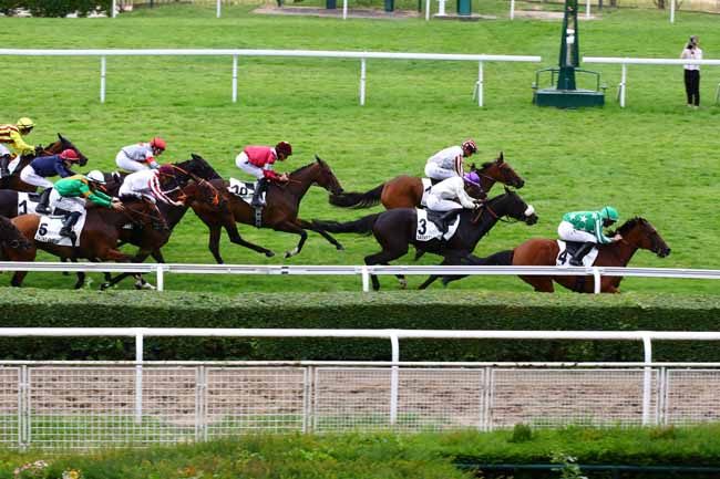 Photo d'arrivée de la course pmu PRIX CARLING à SAINT CLOUD le Lundi 19 juin 2023