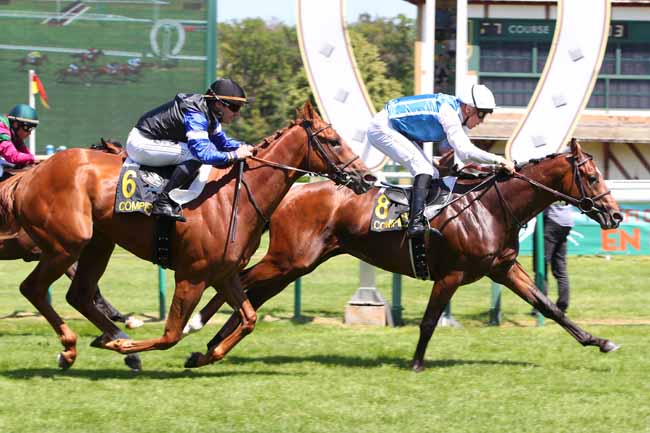 Photo d'arrivée de la course pmu PRIX KARAKONTIE à COMPIEGNE le Samedi 24 juin 2023