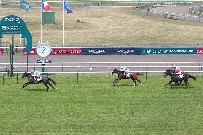 Photo d'arrivée de la course pmu PRIX DE LA TROUBLERIE à CHANTILLY le Mercredi 28 juin 2023
