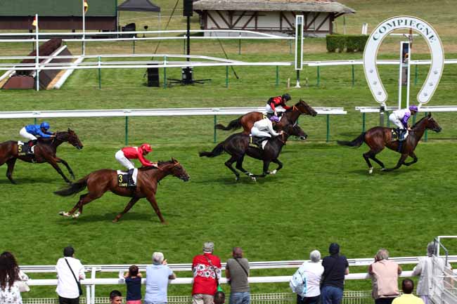 Photo d'arrivée de la course pmu PRIX DE VILLERS-COTTERETS à COMPIEGNE le Jeudi 13 juillet 2023