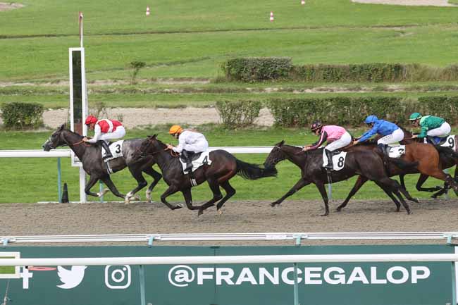 Photo d'arrivée de la course pmu PRIX DE L'EURE à DEAUVILLE le Jeudi 3 août 2023