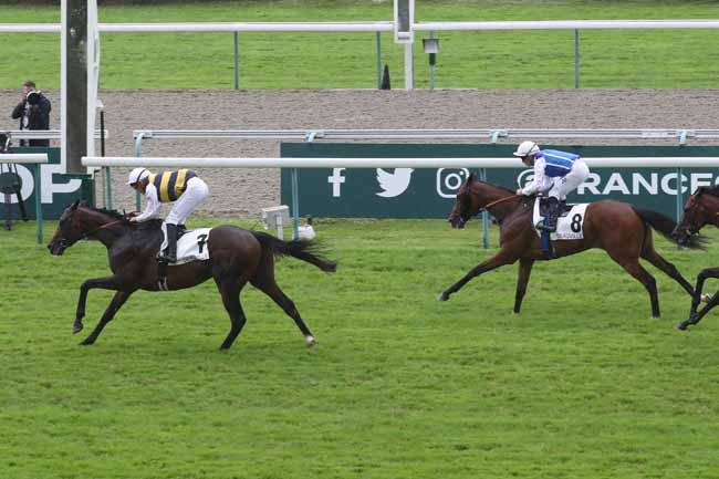 Photo d'arrivée de la course pmu PRIX MICHEL HOUYVET à DEAUVILLE le Samedi 5 août 2023