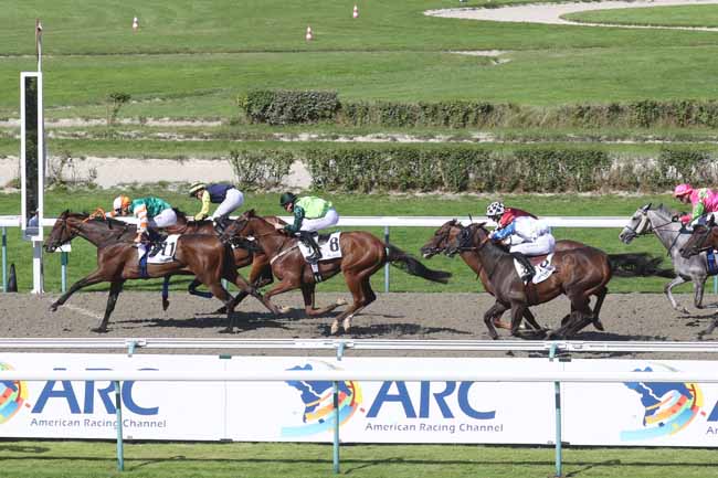 Photo d'arrivée de la course pmu PRIX HIPODROMO DE GAVEA à DEAUVILLE le Dimanche 6 août 2023