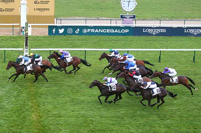 Photo d'arrivée de la course pmu PRIX DU BEL-AIR à LONGCHAMP le Jeudi 31 août 2023
