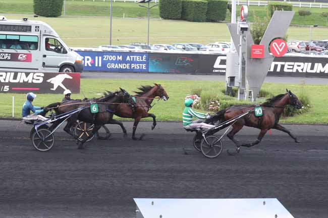 Photo d'arrivée de la course pmu PRIX GASTON BRUNET - CRITERIUM 4 ANS Q4 à PARIS-VINCENNES le Samedi 2 septembre 2023