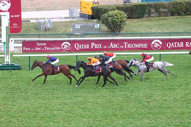 Photo d'arrivée de la course pmu QATAR PRIX DE LA RUE DE L'ABREUVOIR à LONGCHAMP le Dimanche 10 septembre 2023