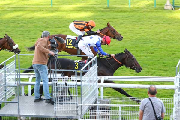 Photo d'arrivée de la course pmu PRIX POGGIO RICCO à COMPIEGNE le Vendredi 6 octobre 2023