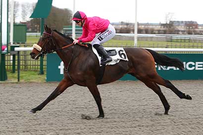 Photo d'arrivée de la course pmu PRIX DE LA CHAMBRE DE LA DUCHESSE à CHANTILLY le Samedi 30 décembre 2023