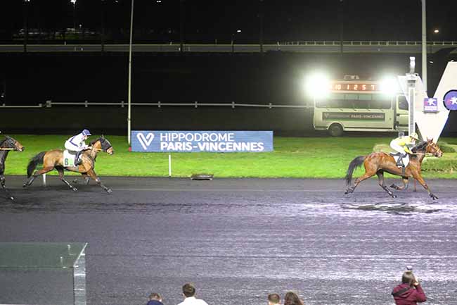 Photo d'arrivée de la course pmu PRIX DE MONTBELIARD à PARIS-VINCENNES le Mardi 2 janvier 2024
