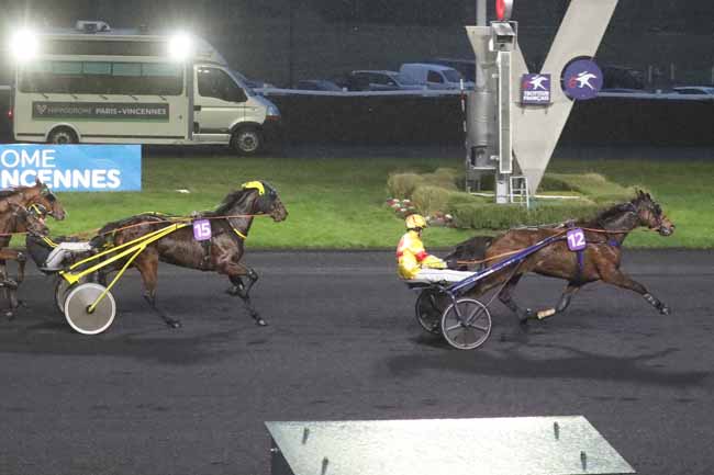 Photo d'arrivée de la course pmu PRIX DE MONS à PARIS-VINCENNES le Jeudi 25 janvier 2024
