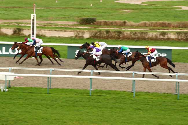 Photo d'arrivée de la course pmu PRIX DE LA VILLA MARITIME à DEAUVILLE le Samedi 10 février 2024