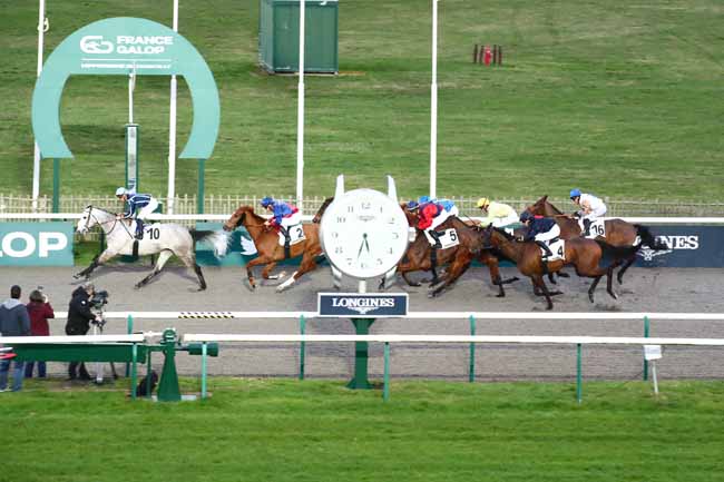 Photo d'arrivée de la course pmu PRIX DE JAGNY-SOUS-BOIS à CHANTILLY le Vendredi 16 février 2024