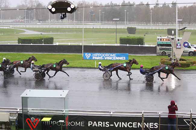 Photo d'arrivée de la course pmu PRIX DE CORLAY à PARIS-VINCENNES le Jeudi 22 février 2024