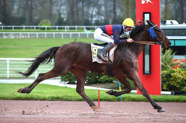 Photo d'arrivée de la course pmu PRIX DU PONT DU CARROUSEL à ENGHIEN le Mardi 26 mars 2024