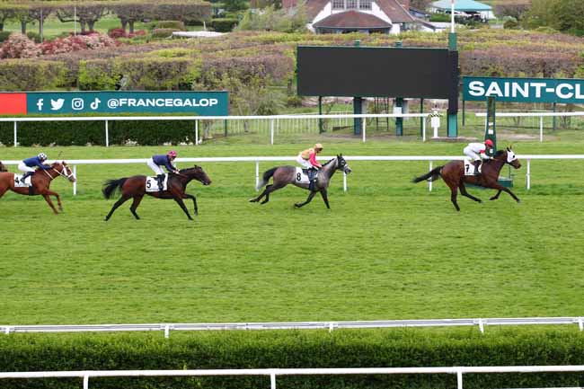 Photo d'arrivée de la course pmu PRIX DU LIEU MANCHON à SAINT CLOUD le Vendredi 19 avril 2024