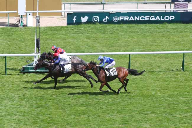 Arrivée quinté pmu PRIX DE LA PLACE VENDOME à LONGCHAMP
