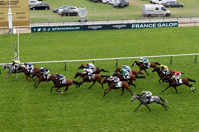 Photo d'arrivée de la course pmu PRIX DU PASSAGE BRADY à LONGCHAMP le Jeudi 20 juin 2024