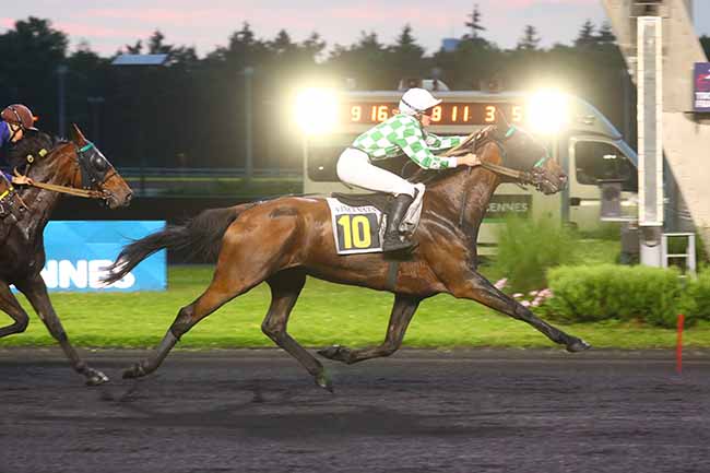 Photo d'arrivée de la course pmu PRIX CALLISTO à PARIS-VINCENNES le Vendredi 21 juin 2024