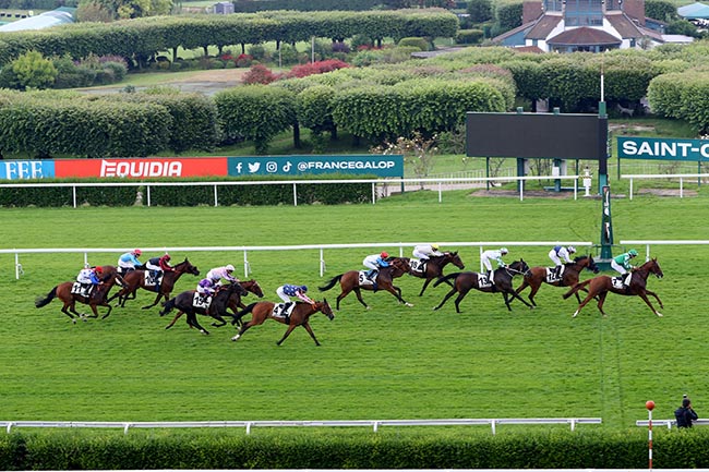 Photo d'arrivée de la course pmu PRIX DU MONT DE FOLIOSA à SAINT CLOUD le Vendredi 21 juin 2024
