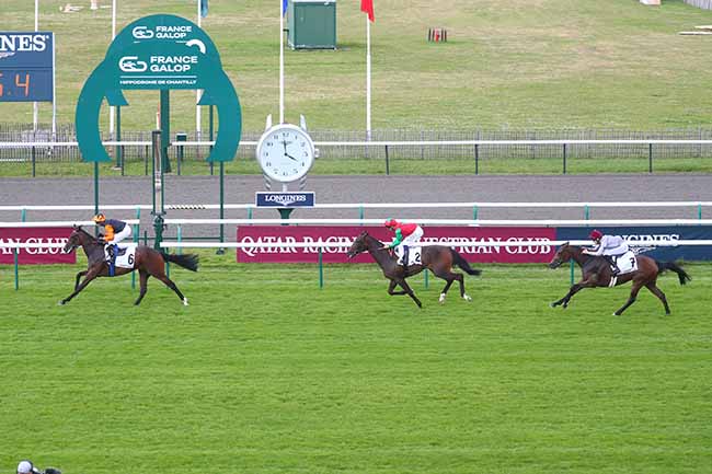 Photo d'arrivée de la course pmu PRIX DE LA TROUBLERIE à CHANTILLY le Mercredi 26 juin 2024