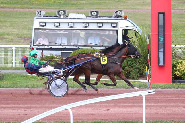 Photo d'arrivée de la course pmu PRIX DE CROULEBARDE à ENGHIEN le Mercredi 31 juillet 2024