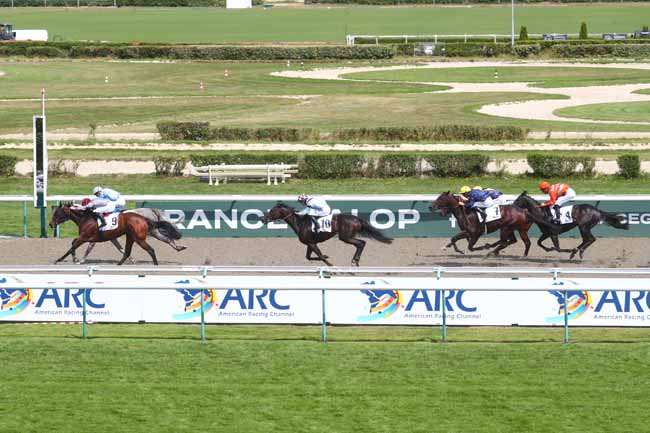 Photo d'arrivée de la course pmu PRIX ITBF (INTERNATIONAL THOROUGHBRED BREEDERS' FEDERATION) à DEAUVILLE le Dimanche 4 août 2024