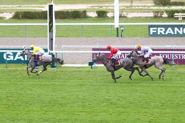 Photo d'arrivée de la course pmu AL RAYYAN CUP (PRIX KESBEROY) à DEAUVILLE le Mardi 6 août 2024
