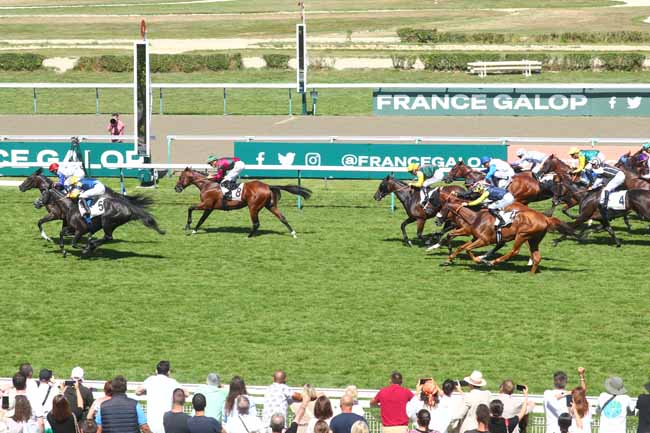 Arrivée quinté pmu PRIX DES GRENIERS A SEL à DEAUVILLE