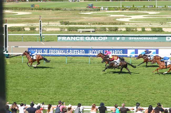 Photo d'arrivée de la course pmu PRIX NUREYEV à DEAUVILLE le Dimanche 11 août 2024