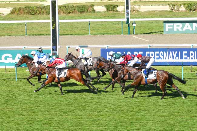 Photo d'arrivée de la course pmu PRIX LADY O'REILLY (PRIX MINERVE) à DEAUVILLE le Dimanche 11 août 2024