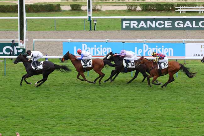 Photo d'arrivée de la course pmu PRIX DE LA MAISON DES QUATRANS à DEAUVILLE le Samedi 17 août 2024