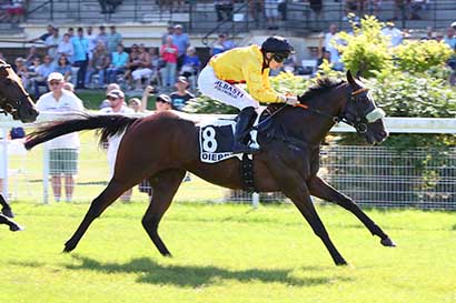 Photo d'arrivée de la course pmu PRIX DE LA FORET D'ARQUES à DIEPPE le Mardi 27 août 2024