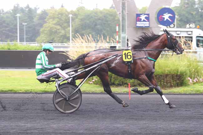 Arrivée quinté pmu PRIX JOCKEY-CRITERIUM 5 ANS Q2 à PARIS-VINCENNES