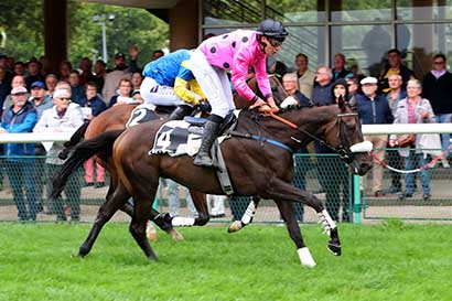 Photo d'arrivée de la course pmu PRIX LESIEUR (PRIX COURANT D'AIR) à CRAON le Lundi 2 septembre 2024