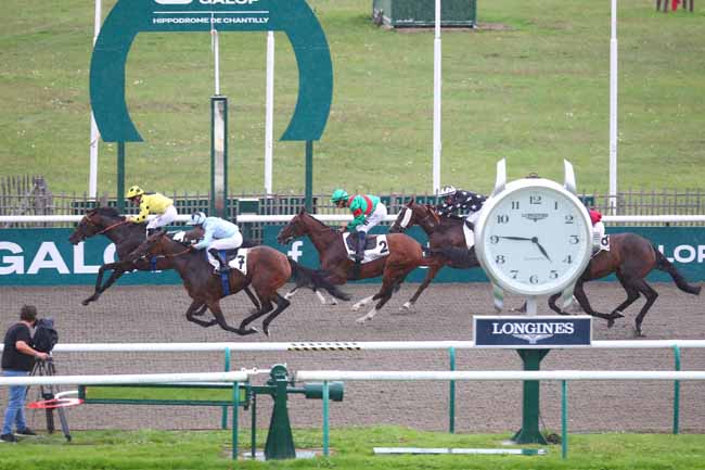 Photo d'arrivée de la course pmu PRIX DU CANAL DES MORFONDUS à CHANTILLY le Samedi 7 septembre 2024