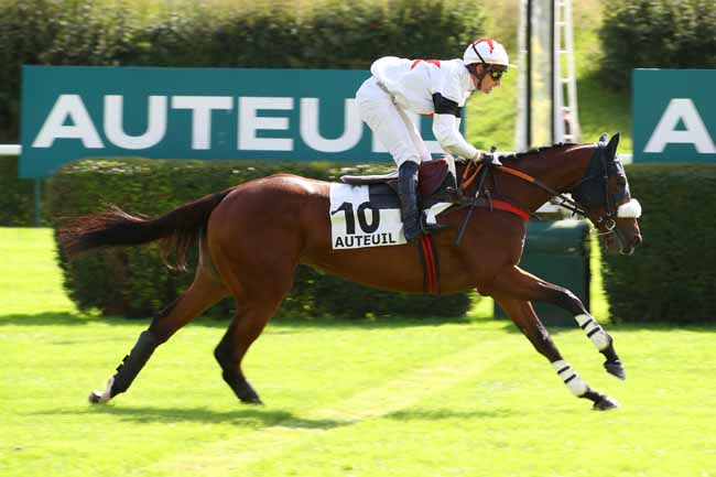 Photo d'arrivée de la course pmu PRIX JEAN NOIRET à AUTEUIL le Samedi 14 septembre 2024