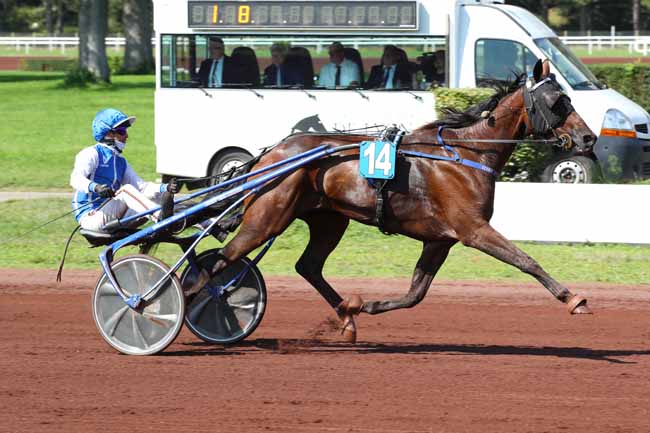 Arrivée quinté pmu GRAND PRIX DU CENTRE-EST - GONTRAN DE NOBLET à LYON PARILLY
