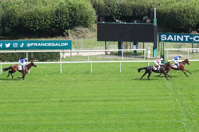 Photo d'arrivée de la course pmu PRIX ESMERALDA à SAINT CLOUD le Vendredi 20 septembre 2024