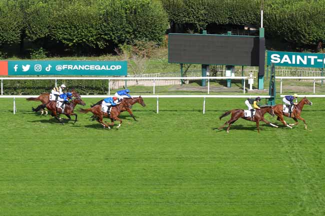 Photo d'arrivée de la course pmu PRIX TORNADO à SAINT CLOUD le Vendredi 20 septembre 2024