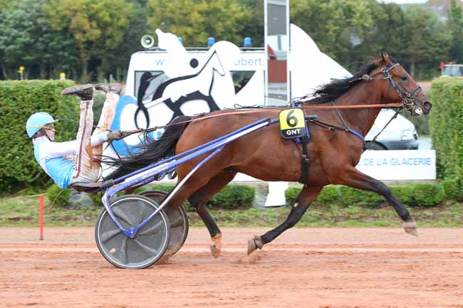 Arrivée quinté pmu 10EME ETAPE DU GRAND NATIONAL DU TROT 2024 à CHERBOURG