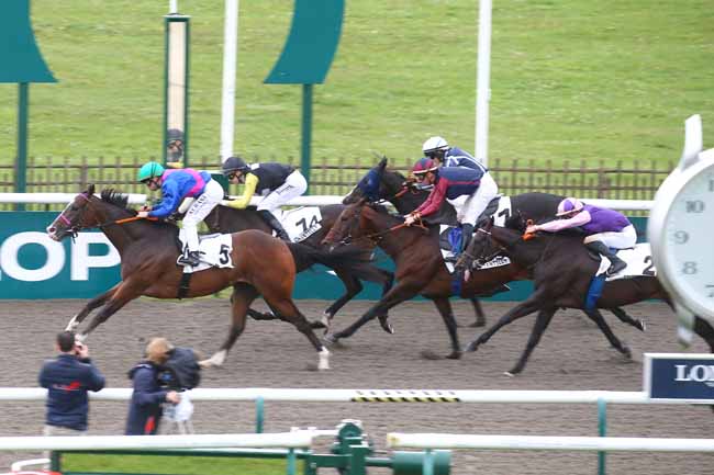 Photo d'arrivée de la course pmu PRIX DE VERDERONNE à CHANTILLY le Jeudi 26 septembre 2024