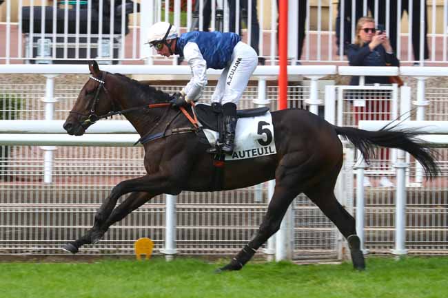 Photo d'arrivée de la course pmu PRIX LA TURBIE à AUTEUIL le Samedi 28 septembre 2024