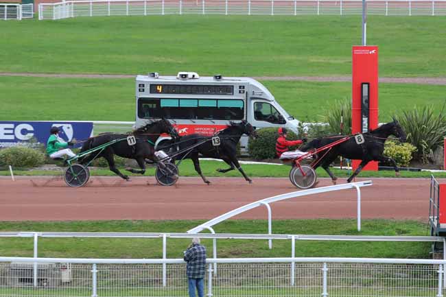 Arrivée quinté pmu PRIX DU PONT DES ARTS à ENGHIEN