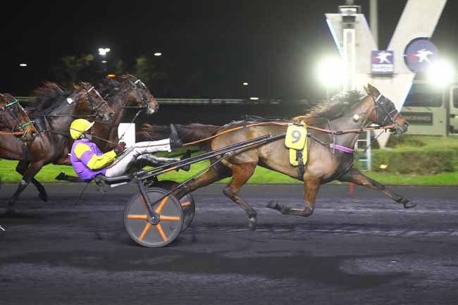 Arrivée quinté pmu PRIX VILLE DE FONTENAY-SOUS-BOIS (PRIX MIZAR) à PARIS-VINCENNES