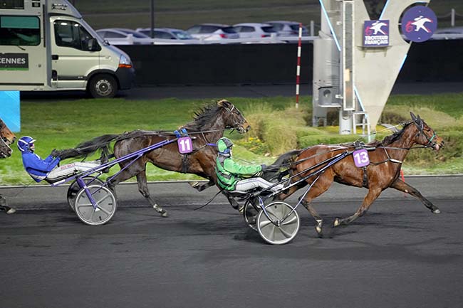 Photo d'arrivée de la course pmu PRIX DE BOIS-GUILLAUME à PARIS-VINCENNES le Mardi 14 janvier 2025