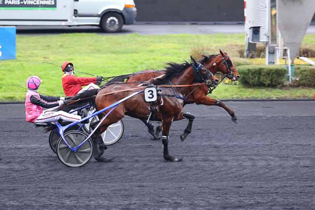 Photo d'arrivée de la course pmu PRIX LOUIS CUSSINET à PARIS-VINCENNES le Jeudi 16 janvier 2025