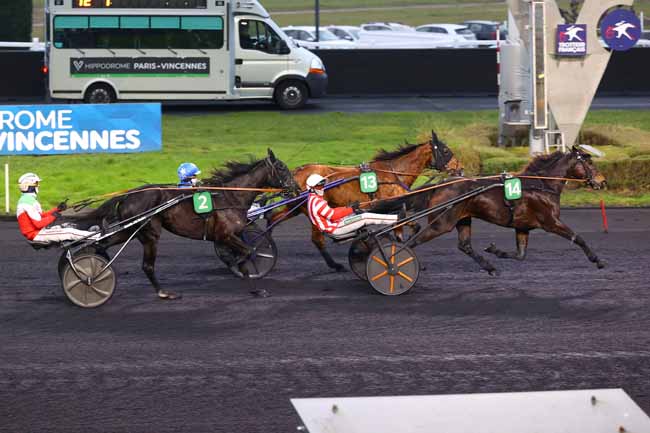 Photo d'arrivée de la course pmu PRIX DE CANTIN à PARIS-VINCENNES le Jeudi 16 janvier 2025