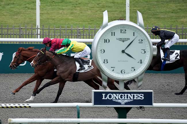 Photo d'arrivée de la course pmu PRIX SOLOW à CHANTILLY le Jeudi 16 janvier 2025